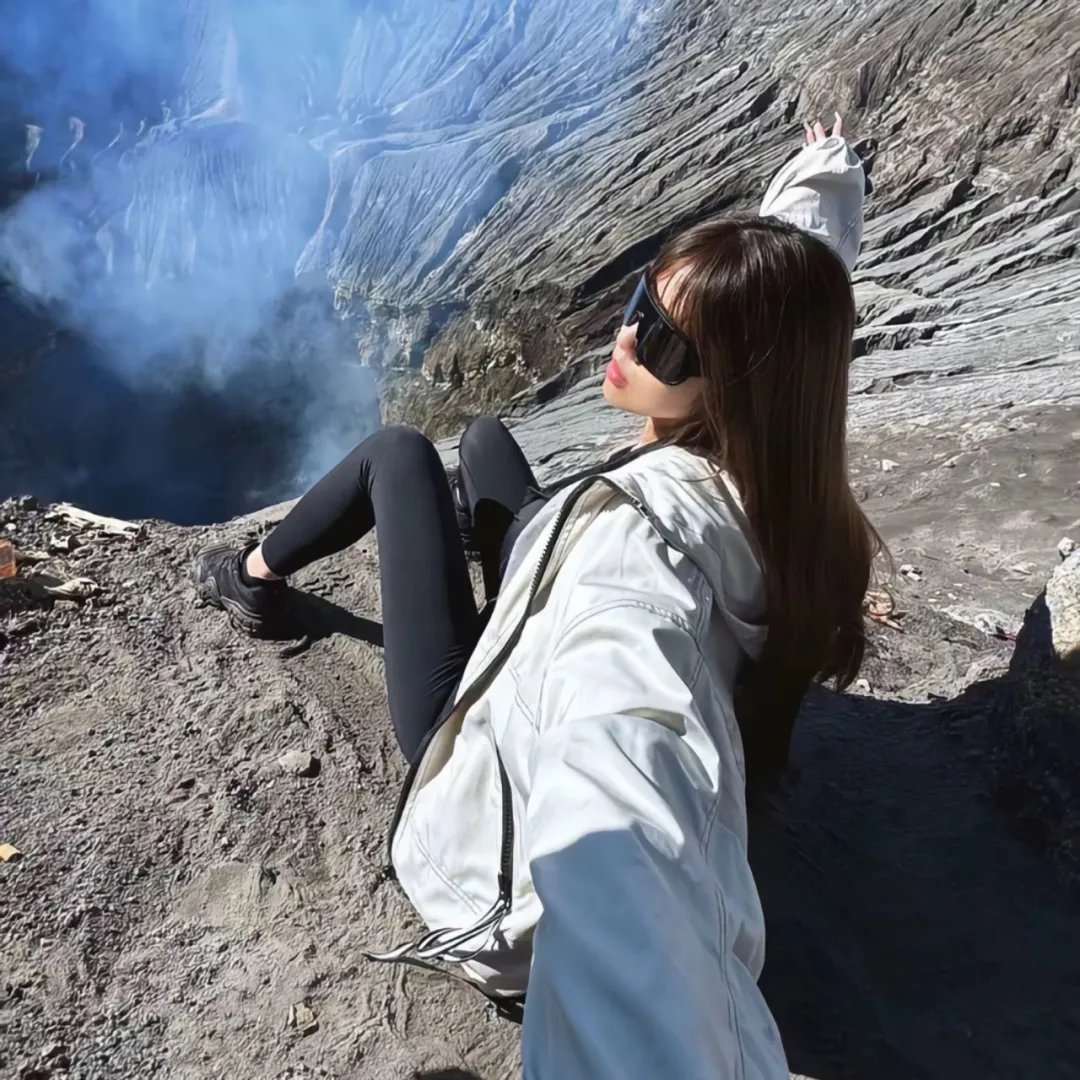深锁春光一院愁